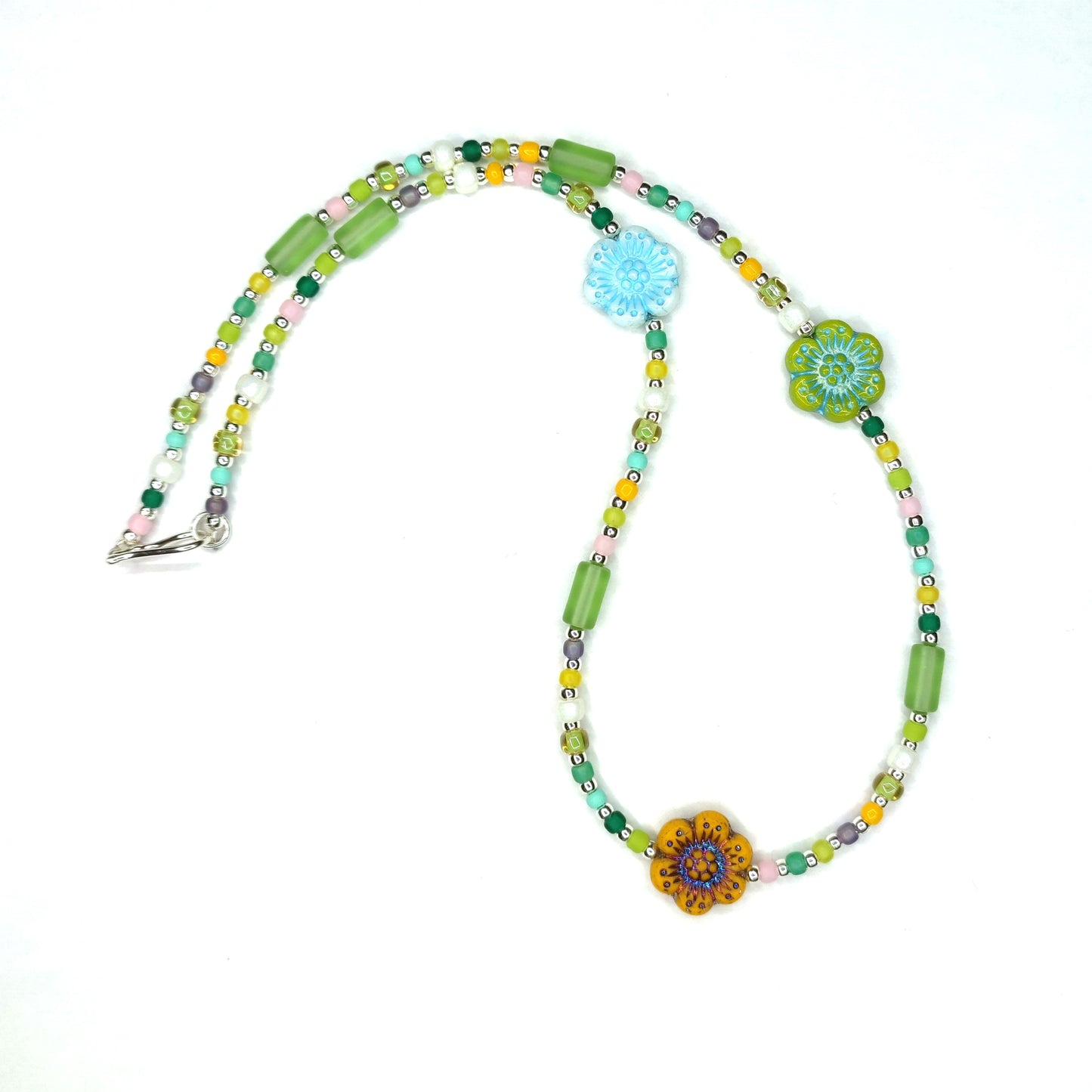 Three Flowers Choker Necklace