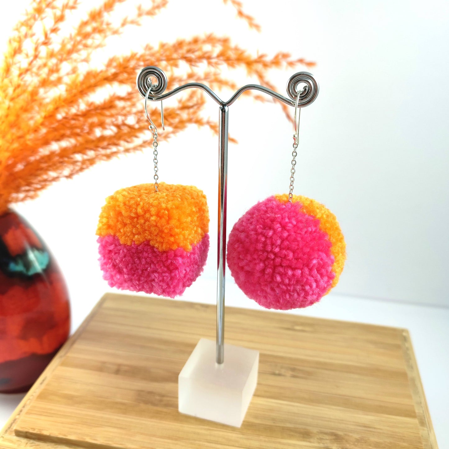 PO Original Pom-pom Earrings