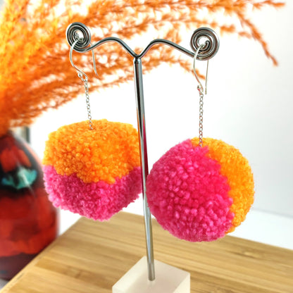 PO Original Pom-pom Earrings