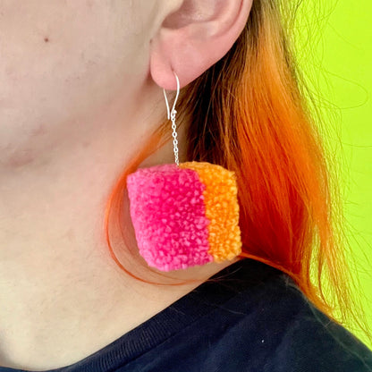 PO Original Pom-pom Earrings